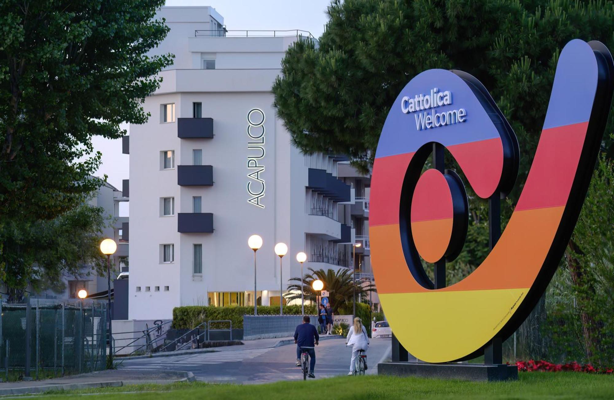 Acapulco Hotel Cattolica Esterno foto