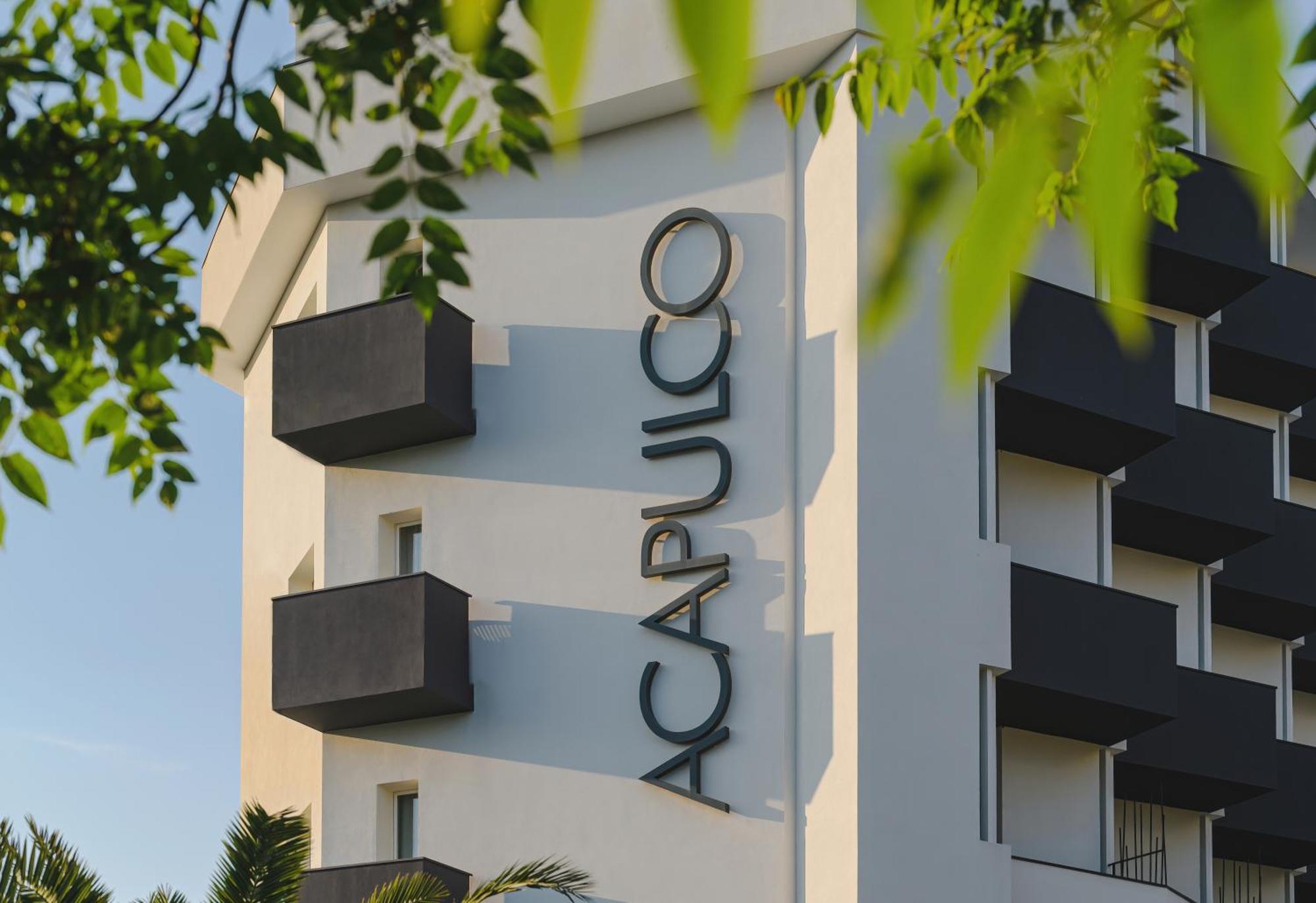 Acapulco Hotel Cattolica Esterno foto