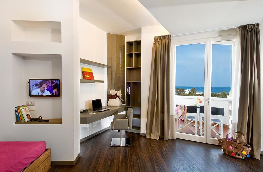 Acapulco Hotel Cattolica Esterno foto